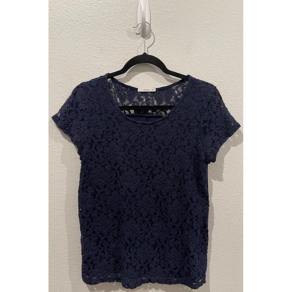 LE LIS Navy Blue Lace Short Sleeve Blouse - Picture 1 of 3